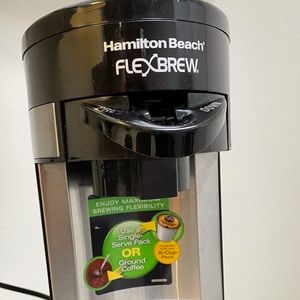 Black single coffee maker